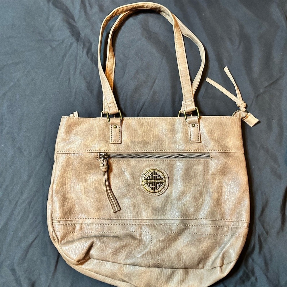 Stone Mountain Tote Shoulder Bag Womens Large Tan Beige Zip Top Pockets vegan